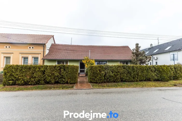 Prodej rodinného domu, Hevlín, 99 m2