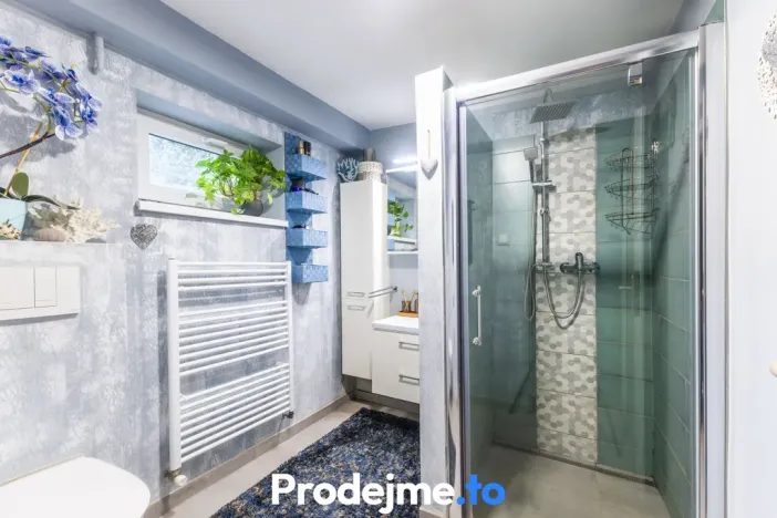 Prodej rodinného domu, Hevlín, 99 m2