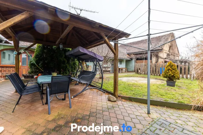 Prodej rodinného domu, Hevlín, 99 m2