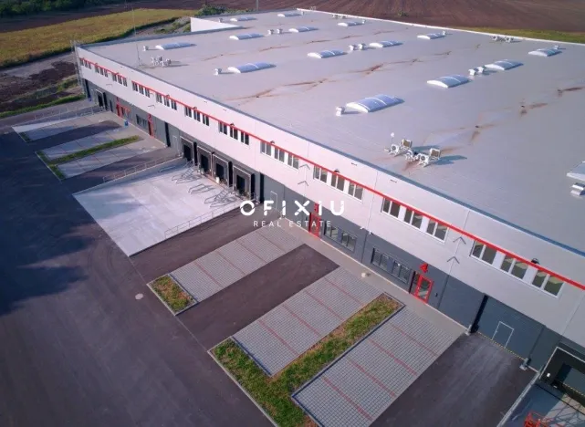 Pronájem skladu, Mikulov, Nádražní, 4000 m2