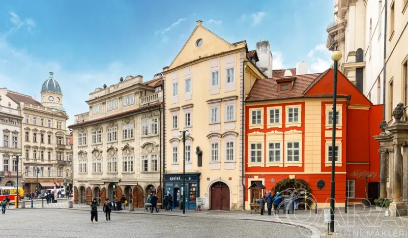 Prodej bytu 4+1, Praha - Malá Strana, Malostranské náměstí, 91 m2