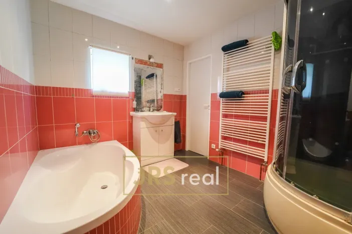 Prodej rodinného domu, Hovorany, 141 m2