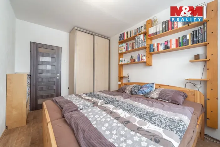 Prodej bytu 3+1, Praha - Prosek, Litvínovská, 67 m2