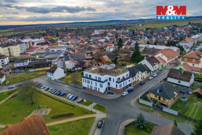 Pronájem kanceláře, Kralovice, Alšova, 198 m2