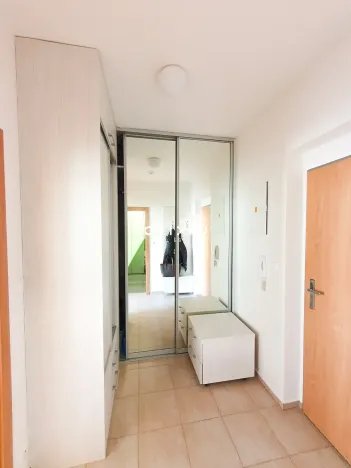 Pronájem bytu 1+kk, Brno, Hvozdecká, 37 m2