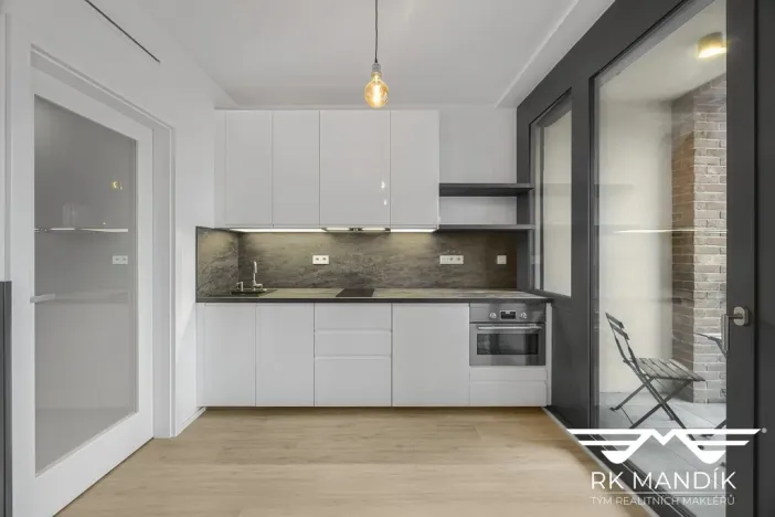 Pronájem bytu 1+kk, Praha - Smíchov, U Lihovaru, 28 m2