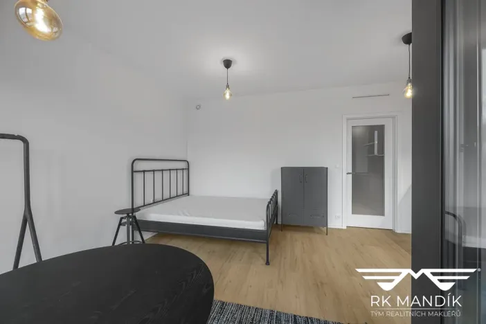 Pronájem bytu 1+kk, Praha - Smíchov, U Lihovaru, 28 m2