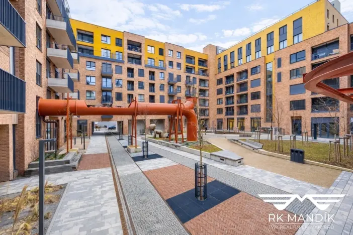 Pronájem bytu 1+kk, Praha - Smíchov, U Lihovaru, 28 m2