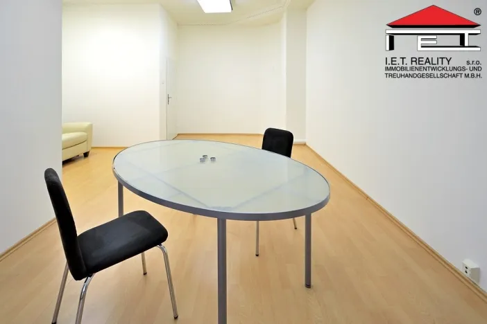 Pronájem kanceláře, Praha - Nové Město, Zlatnická, 29 m2