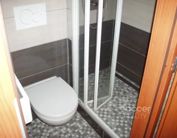 Pronájem bytu 1+kk, Praha - Žižkov, Jeseniova, 16 m2