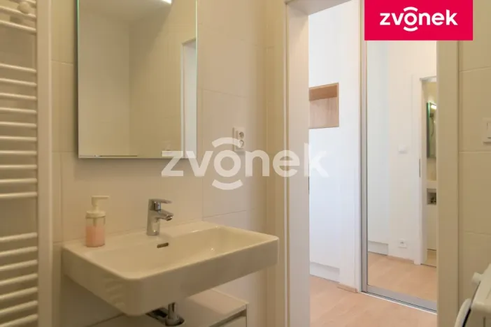Prodej bytu 1+kk, Zlín, Zálešná II, 31 m2