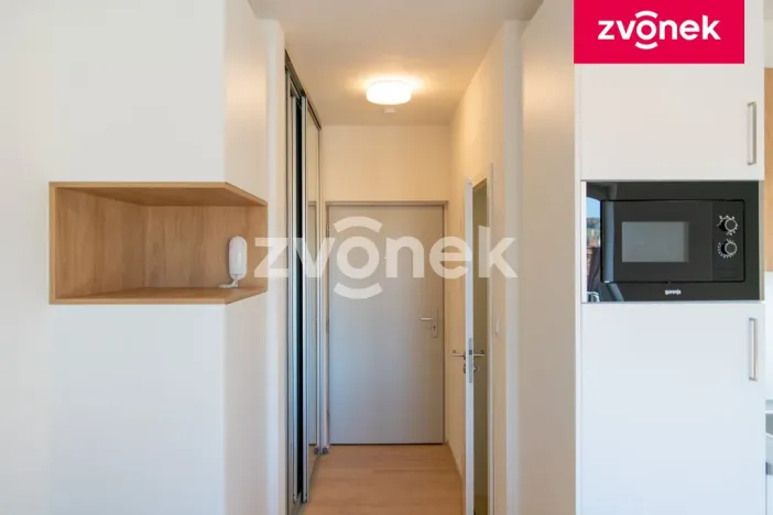 Prodej bytu 1+kk, Zlín, Zálešná II, 31 m2