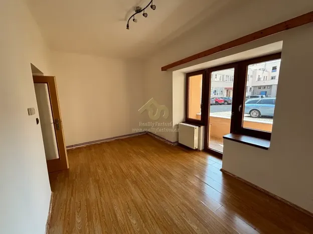 Pronájem bytu 2+kk, Rokycany, Smetanova, 52 m2