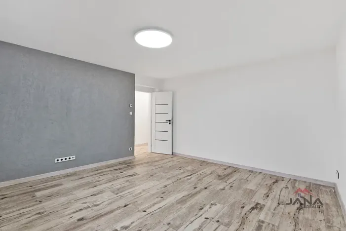 Prodej bytu 3+1, Mělnické Vtelno, Sídliště Střed, 107 m2