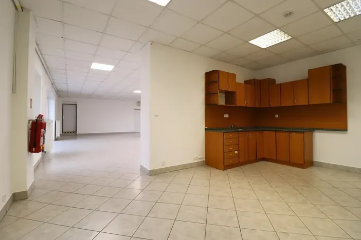 Pronájem obchodního prostoru, Modřice, Brněnská, 158 m2