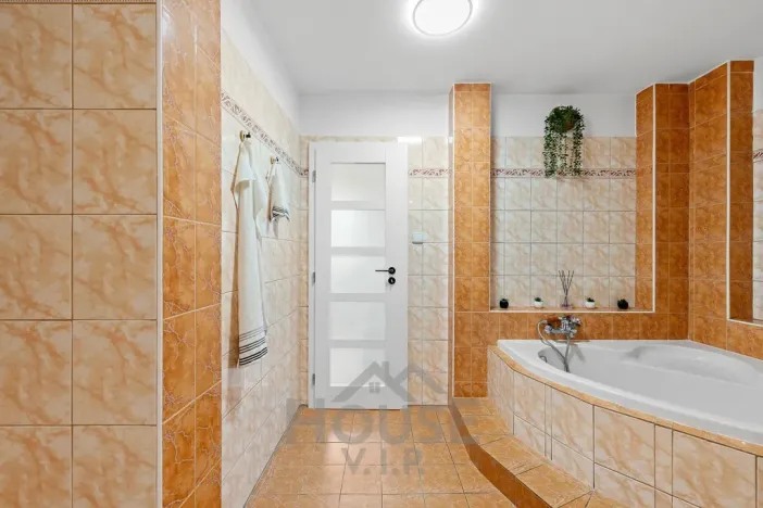 Prodej bytu 3+1, Roudnice nad Labem, Kratochvílova, 108 m2