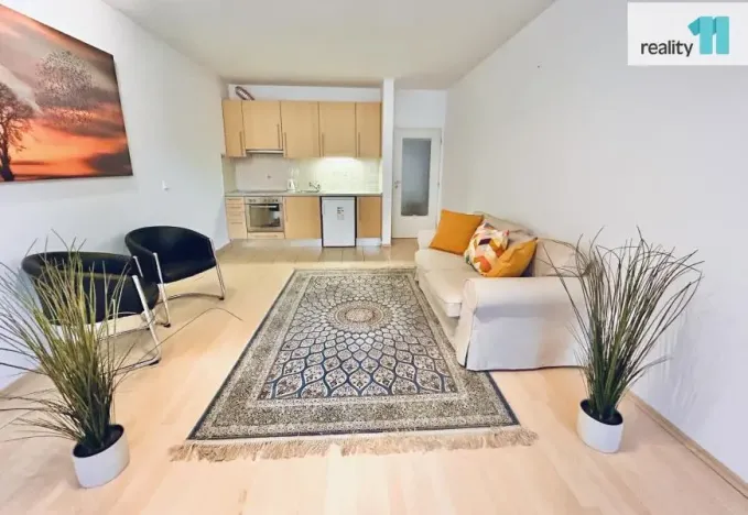 Pronájem bytu 1+kk, Praha - Michle, Pod Bohdalcem I, 50 m2