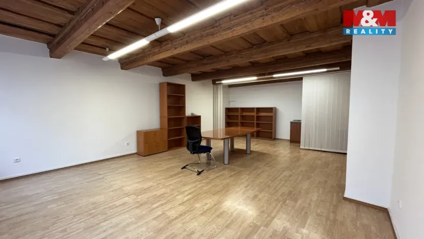 Pronájem kanceláře, Jihlava, Husova, 48 m2