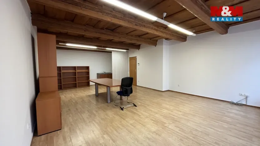 Pronájem kanceláře, Jihlava, Husova, 48 m2