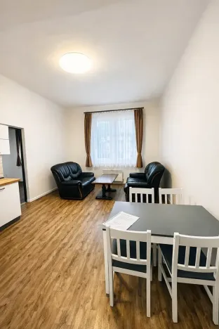 Pronájem bytu 2+kk, Praha, Bělohorská, 55 m2