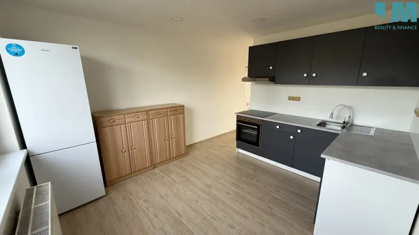 Pronájem bytu 2+1, Třebíč, Velkomeziříčská, 52 m2