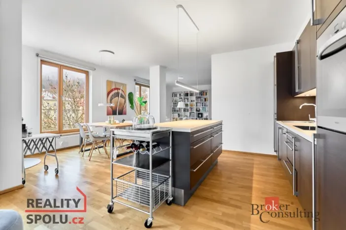 Prodej bytu 3+kk, Karlovy Vary, Libušina, 103 m2