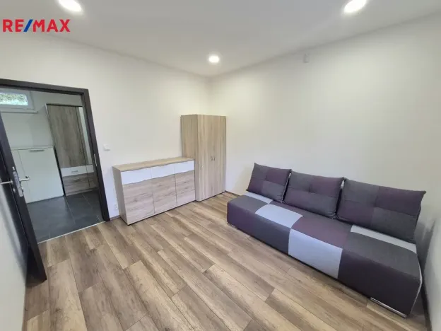 Pronájem rodinného domu, Praha, U Červeného mlýnku, 140 m2