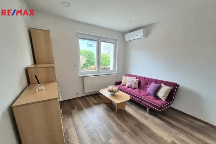 Pronájem rodinného domu, Praha, U Červeného mlýnku, 140 m2