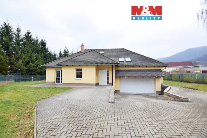 Pronájem rodinného domu, Velké Březno, Tovární, 233 m2