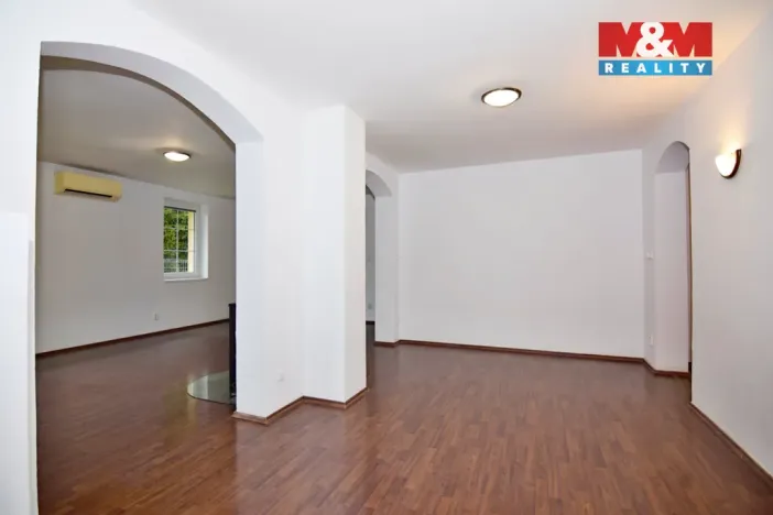 Pronájem rodinného domu, Velké Březno, Tovární, 233 m2