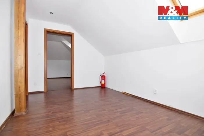 Pronájem rodinného domu, Velké Březno, Tovární, 233 m2