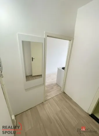 Prodej bytu 1+kk, Jablonec nad Nisou, Na Vršku, 29 m2