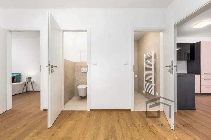 Pronájem bytu 4+kk, Praha - Modřany, Levského, 73 m2