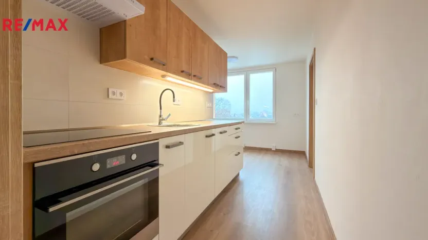 Pronájem bytu 2+1, Trutnov - Dolní Předměstí, Lomní, 60 m2