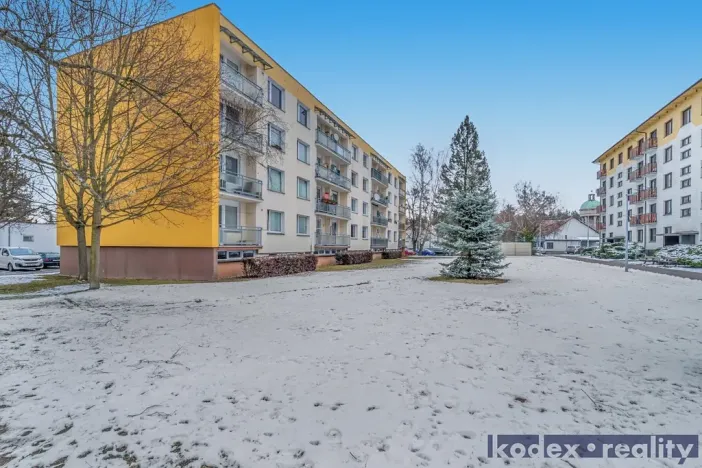 Prodej bytu 2+1, Lázně Bohdaneč, Na Lužci, 62 m2