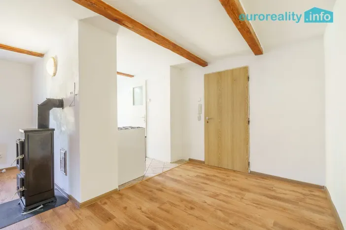 Pronájem bytu 1+kk, Nejdek, Husova, 40 m2