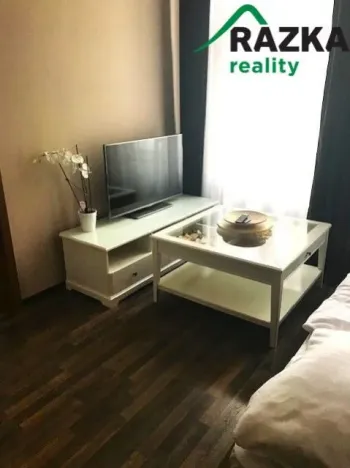 Prodej bytu 2+1, Karlovy Vary, Moravská, 50 m2