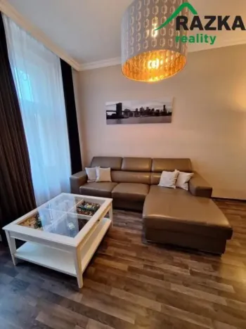 Prodej bytu 2+1, Karlovy Vary, Moravská, 50 m2