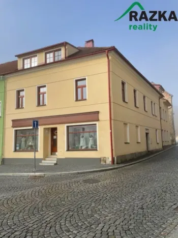 Pronájem bytu 3+kk, Planá, náměstí Svobody, 90 m2