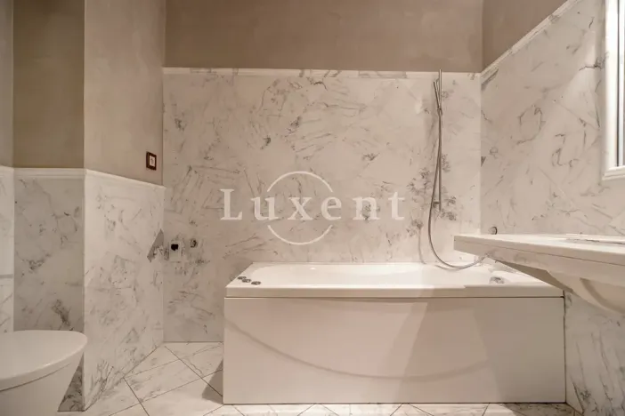 Pronájem kanceláře, Praha - Josefov, Pařížská, 138 m2