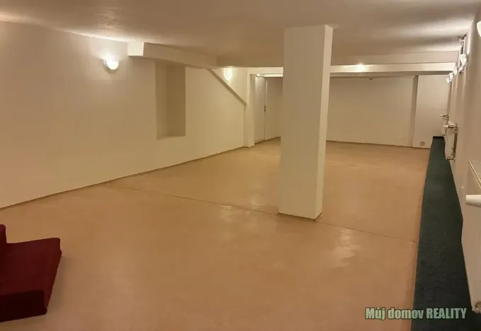 Pronájem obchodního prostoru, Praha - Záběhlice, Střimelická, 141 m2