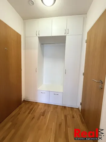 Pronájem bytu 1+kk, Brno - Královo Pole, Božetěchova, 42 m2