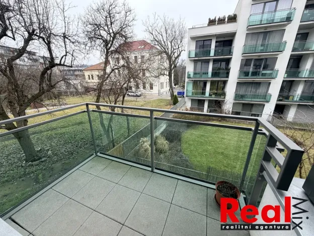 Pronájem bytu 1+kk, Brno - Královo Pole, Božetěchova, 42 m2