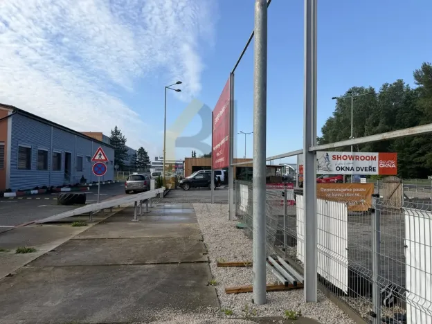 Pronájem obchodního prostoru, Hodonín, Brněnská, 600 m2