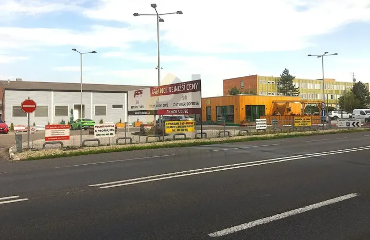 Pronájem obchodního prostoru, Hodonín, Brněnská, 600 m2