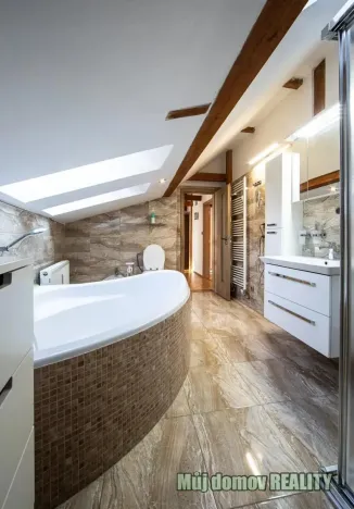 Prodej rodinného domu, Praha - Hlubočepy, Hlubočepská, 156 m2