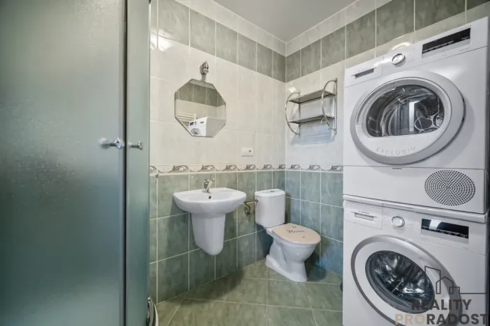 Prodej rodinného domu, Hrochův Týnec, Zámecká, 126 m2