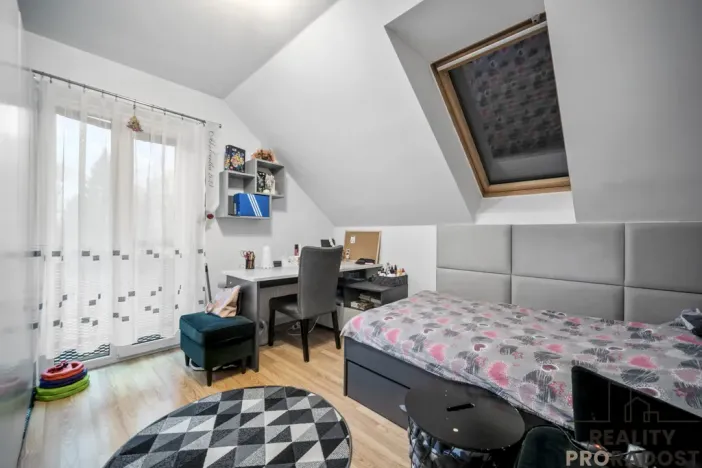 Prodej rodinného domu, Hrochův Týnec, Zámecká, 126 m2