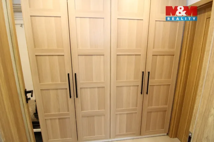 Pronájem bytu 2+1, Měšice, Revoluční, 42 m2