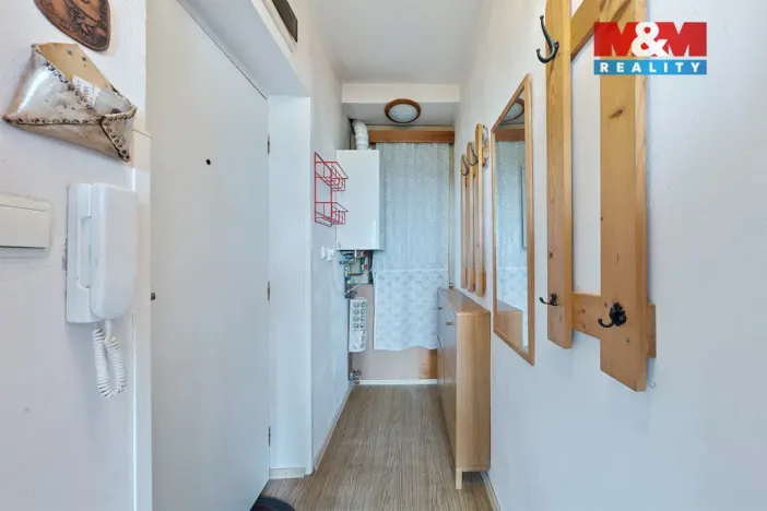 Pronájem bytu 2+1, Děčín - Děčín II-Nové Město, Lužická, 71 m2